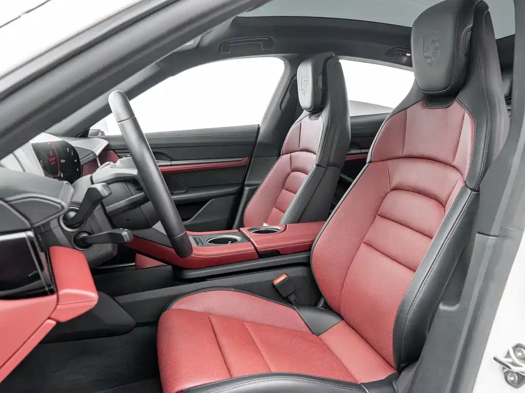 Porsche Taycan — миниатюра 17