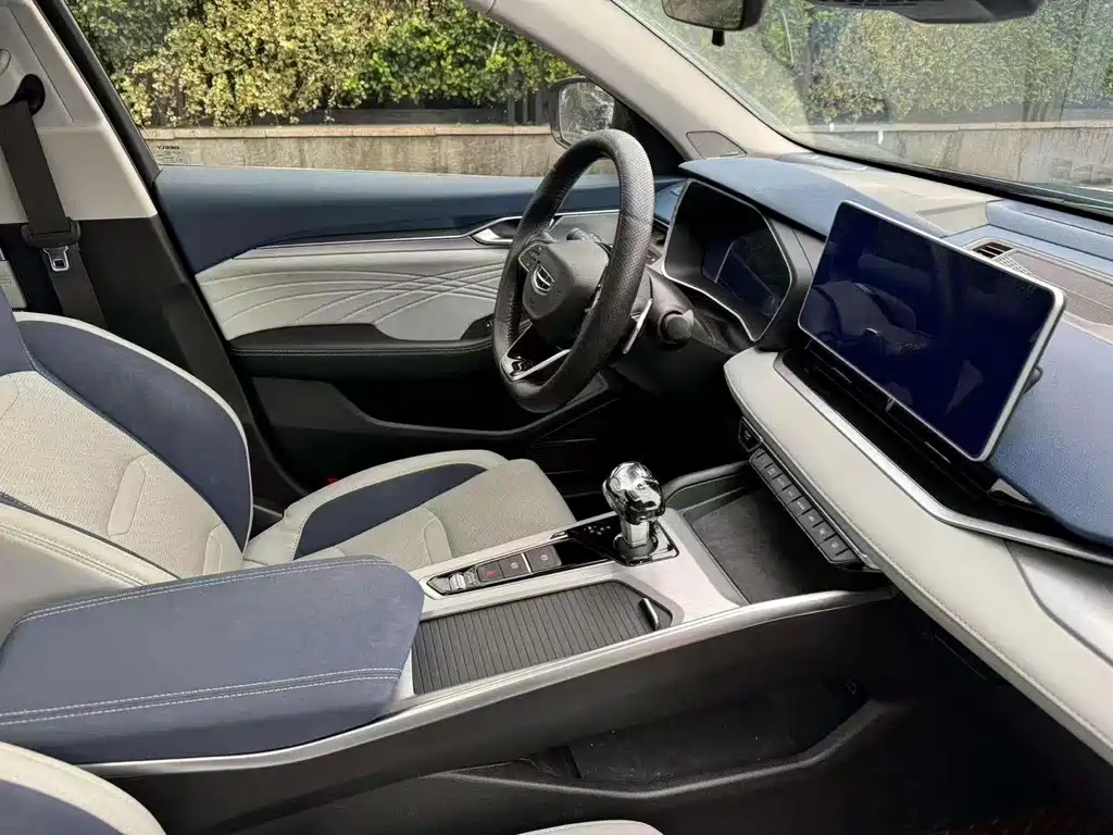 Geely Preface 2023 2.0TD Luxury