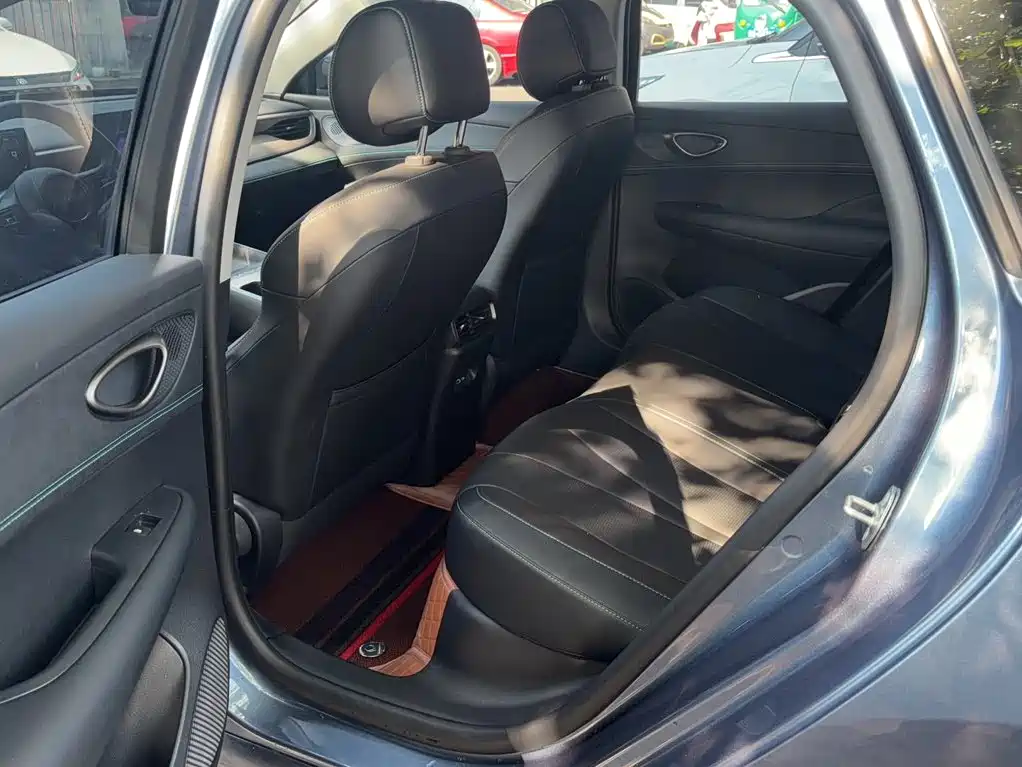 BYD Seal 05 DM-i — миниатюра 16
