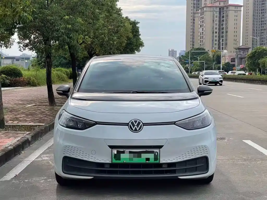 Volkswagen ID.3 — миниатюра 2