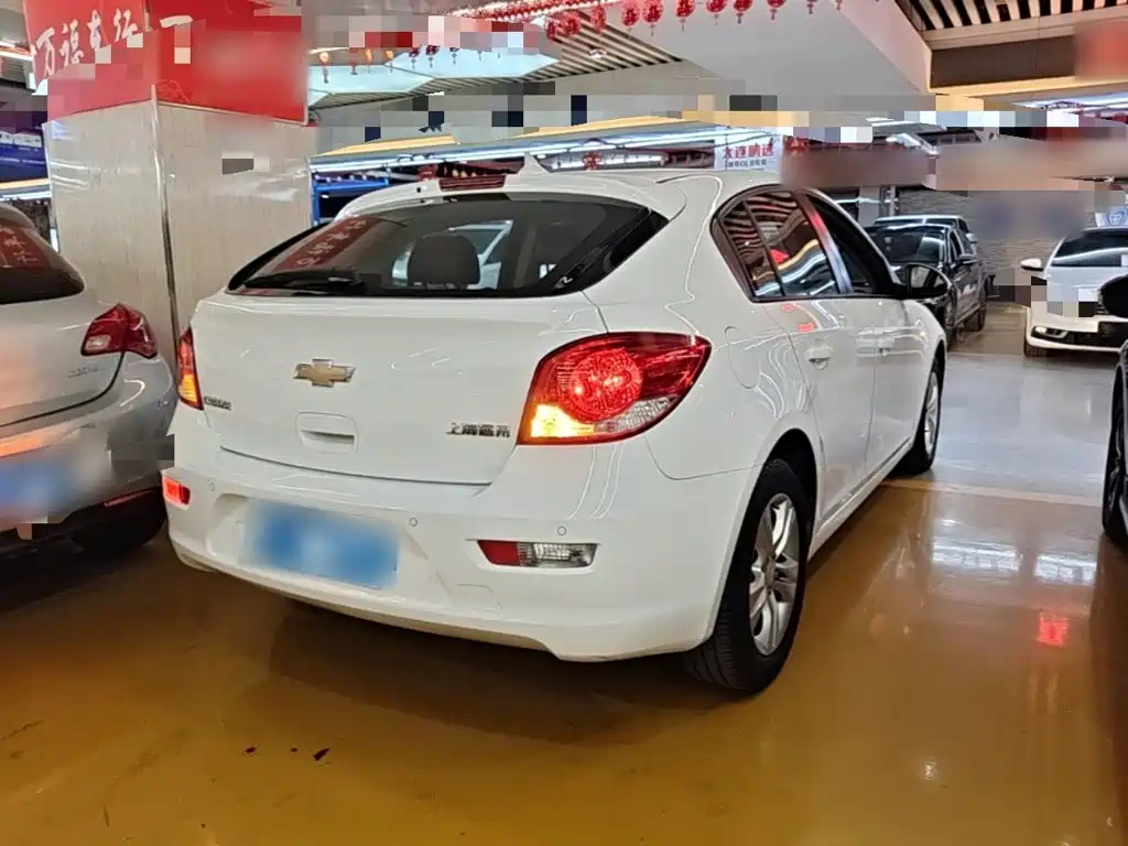 Chevrolet Cruze — миниатюра 7
