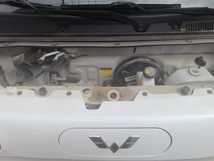 Wuling MINIEV — миниатюра 10