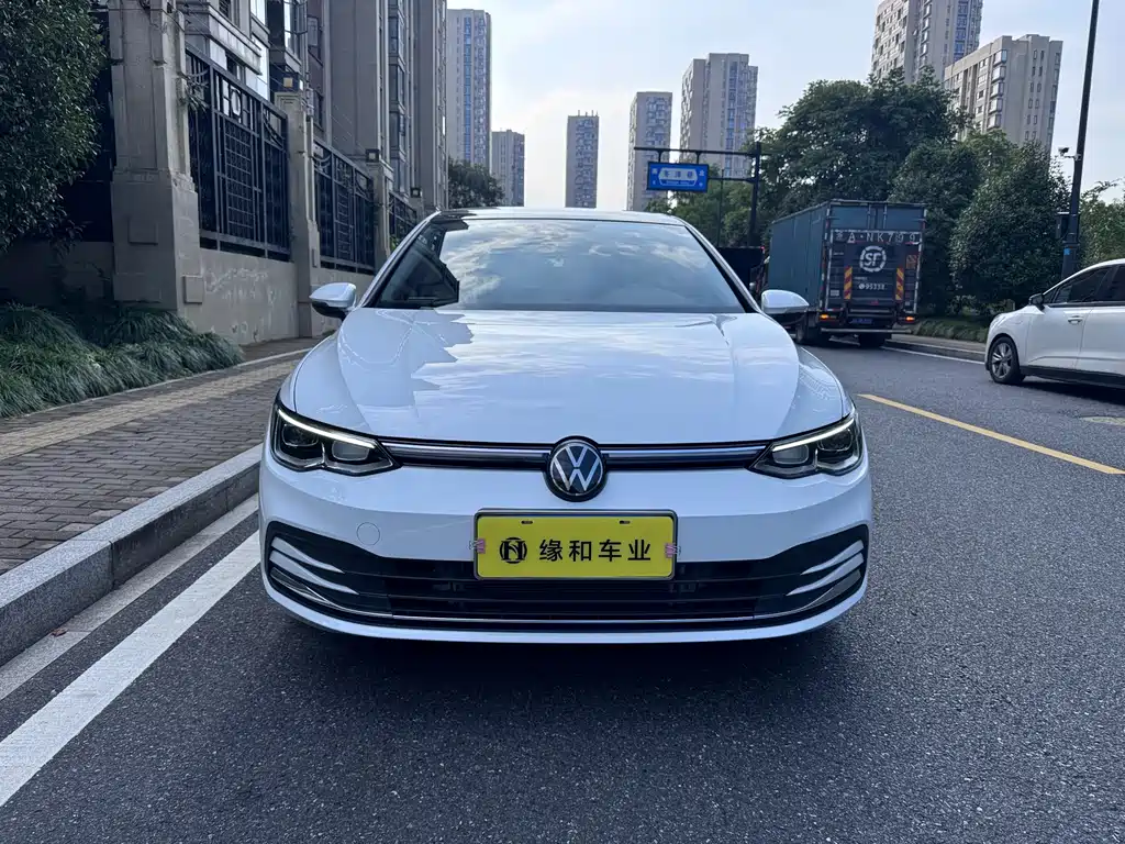 Volkswagen Golf — миниатюра 2