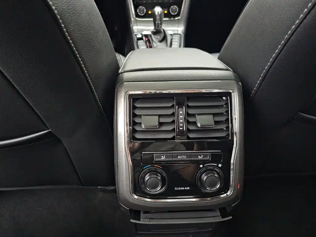 Volkswagen Passat — миниатюра 13