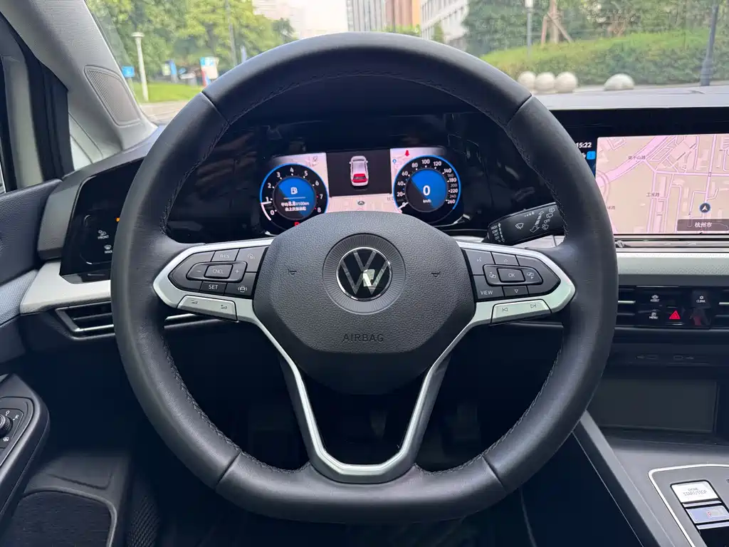 Volkswagen Golf — миниатюра 10