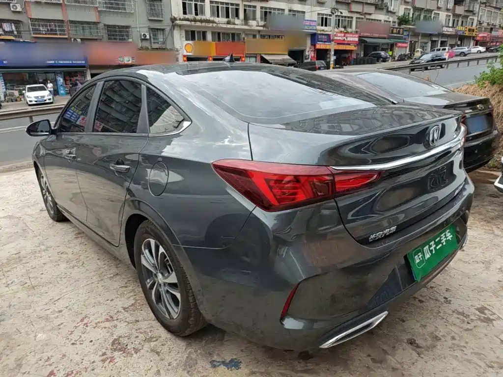 Changan Eado — миниатюра 5