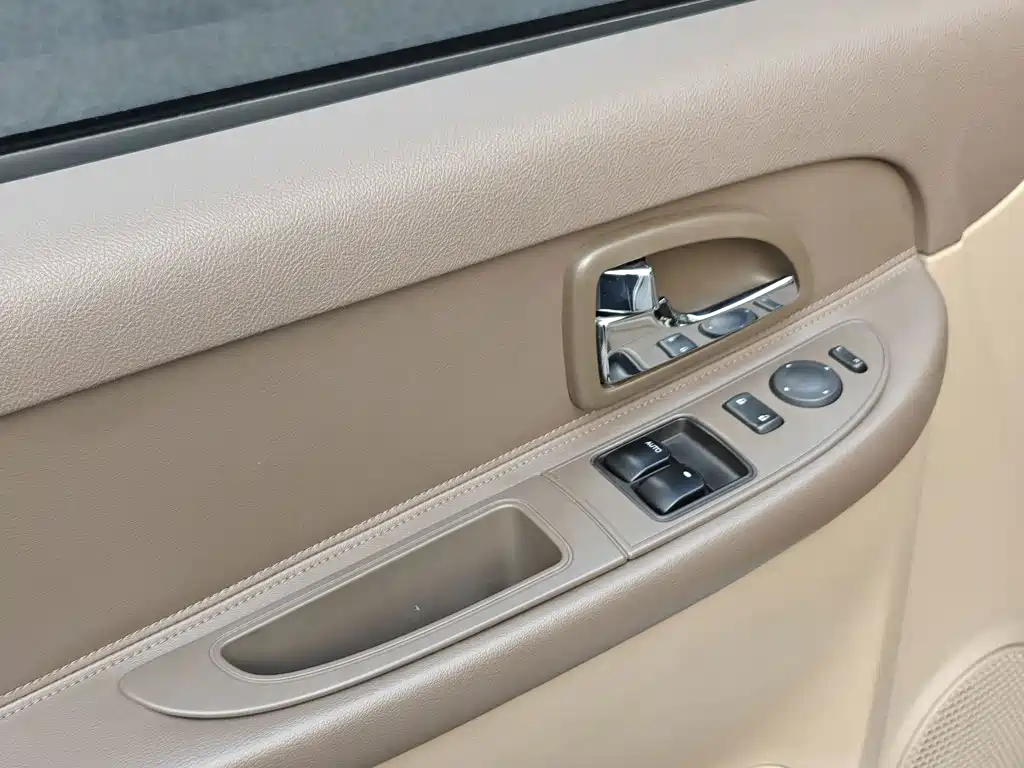 Buick GL8 — миниатюра 5