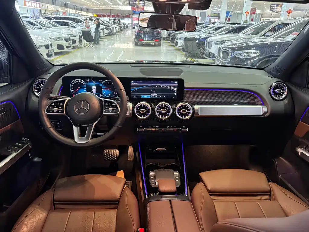 Mercedes-Benz GLB — миниатюра 6