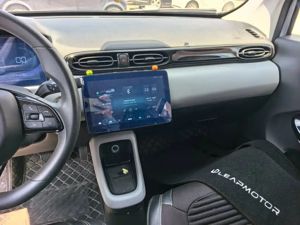 Leapmotor Leapmotor T03 — миниатюра 12