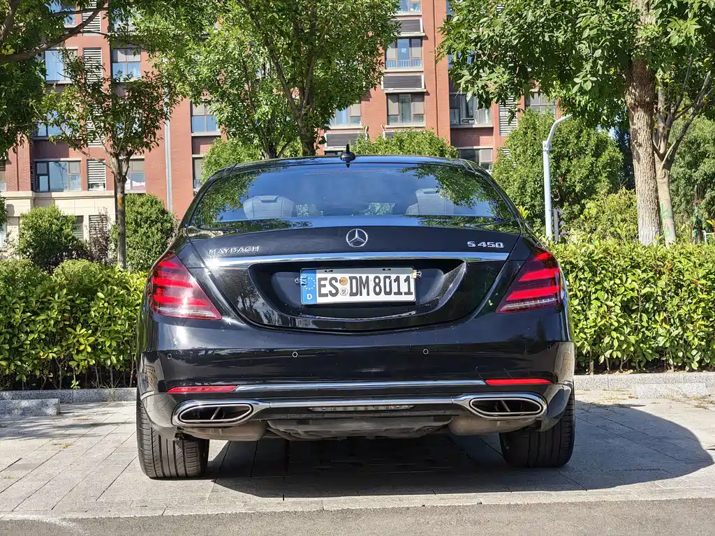 Mercedes-Benz S-Class — миниатюра 10