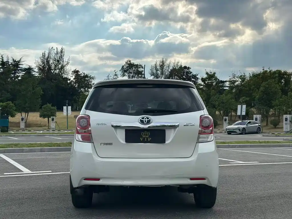 Toyota Verso — миниатюра 5