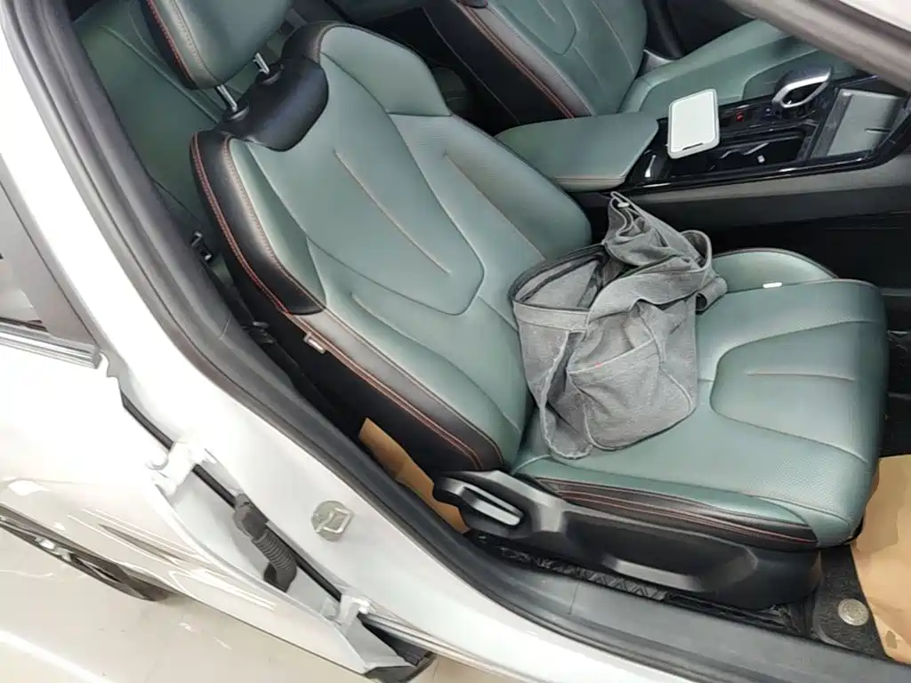 Geely Boyue — миниатюра 25