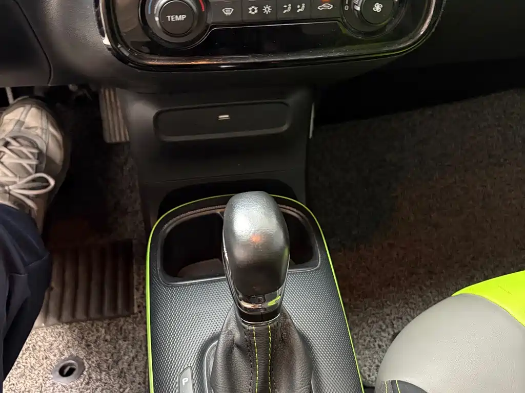 Roewe Clever — миниатюра 8