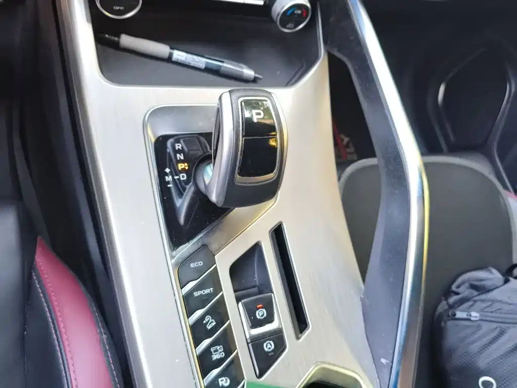 Geely Binyue — миниатюра 7