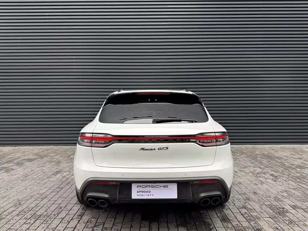 Porsche Macan — миниатюра 11