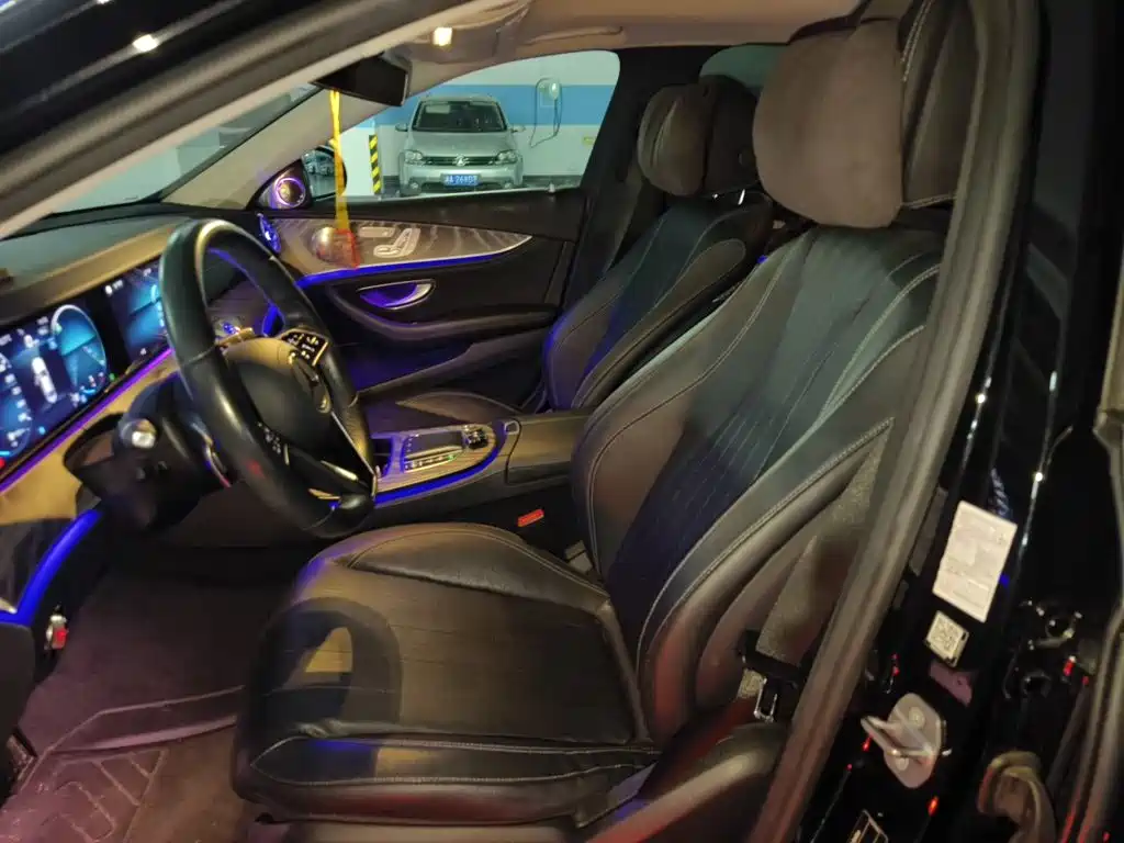 Mercedes-Benz E-Class — миниатюра 11