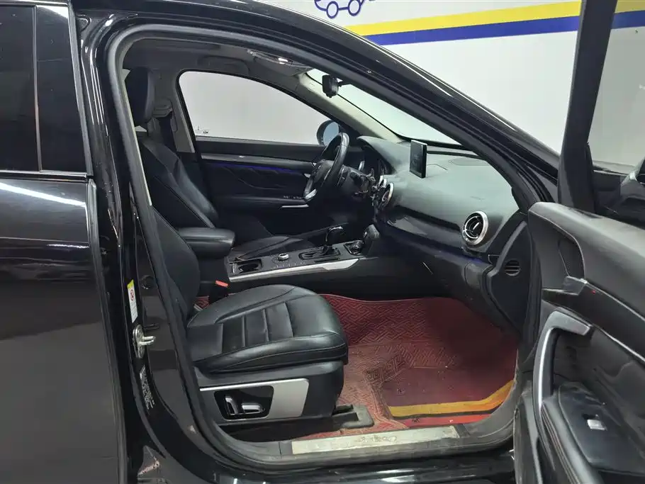 WEI PAI WEI BRAND VV7