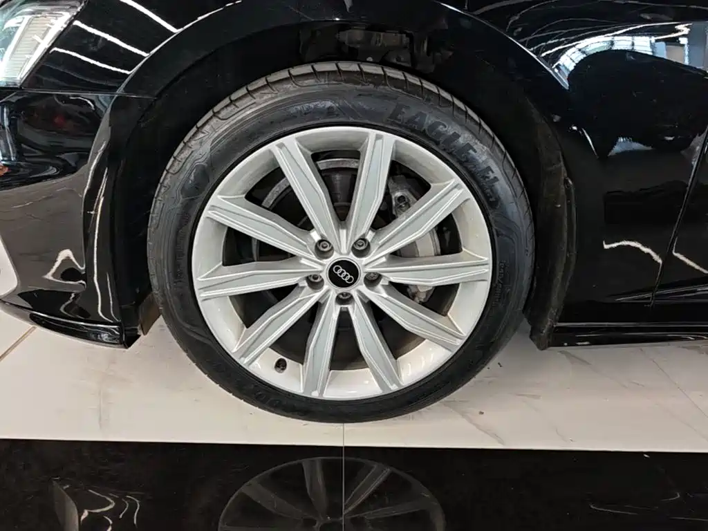 Audi A6L — миниатюра 23
