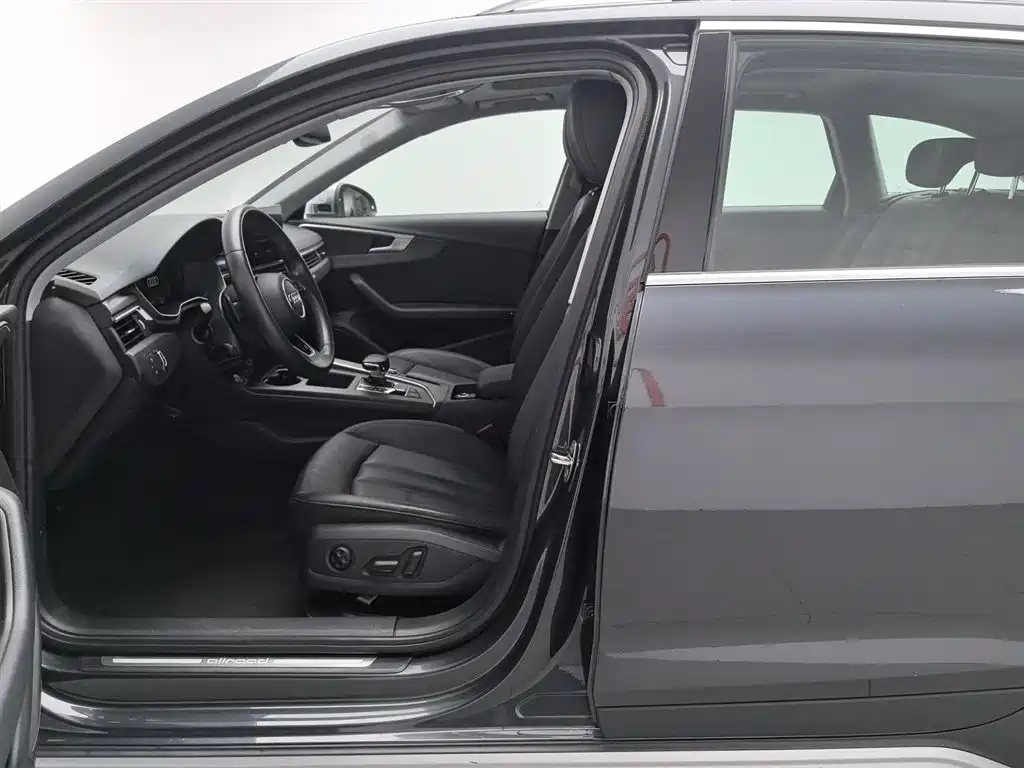 Audi A4 2022 allroad quattro