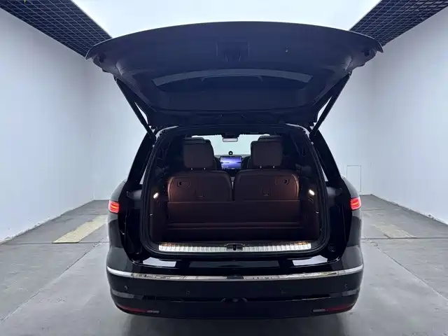 NIO ES8 — миниатюра 16