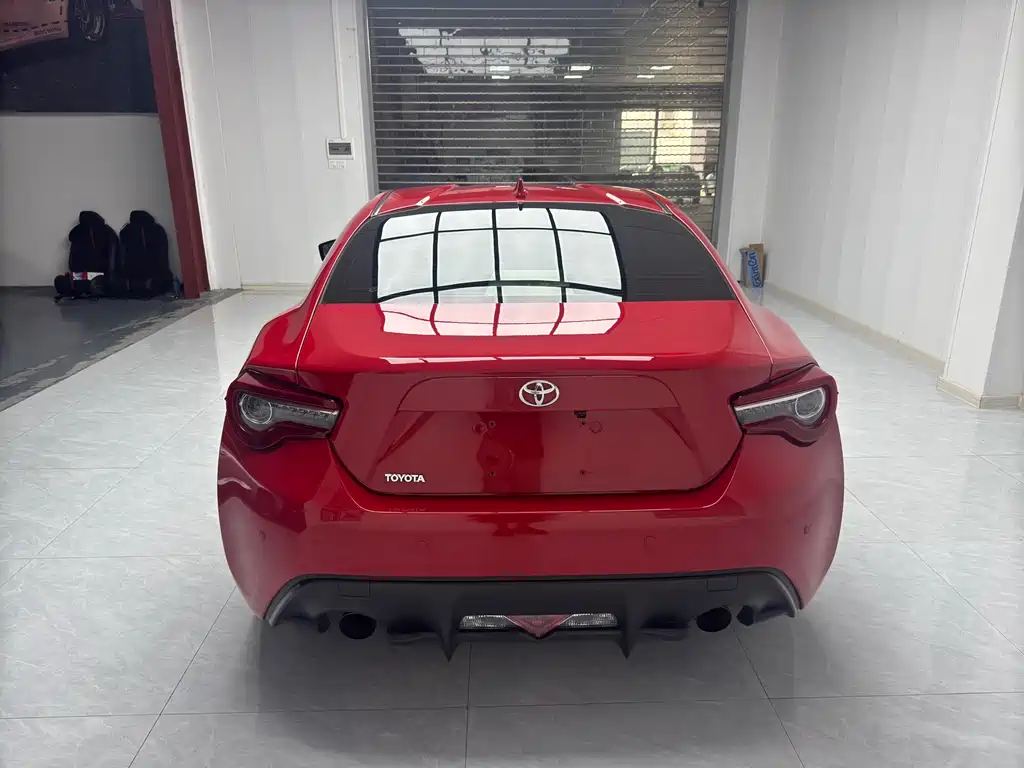 TOYOTA 86