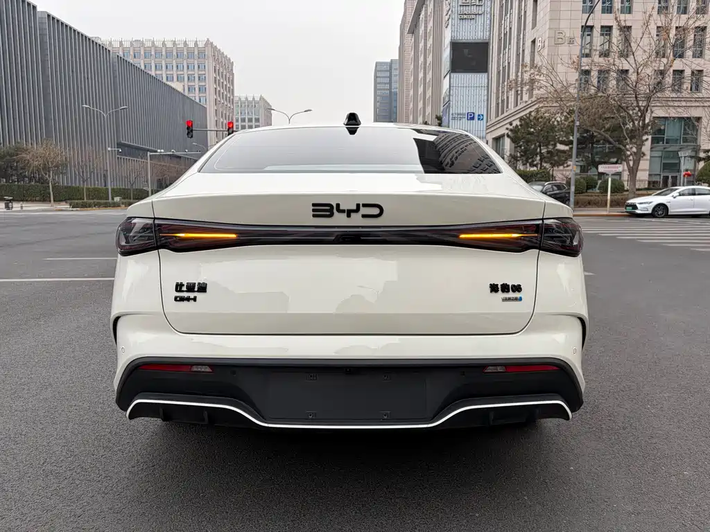 BYD SEAL 06 NEW ENERGY