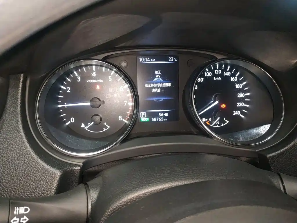 Nissan Qashqai — миниатюра 12