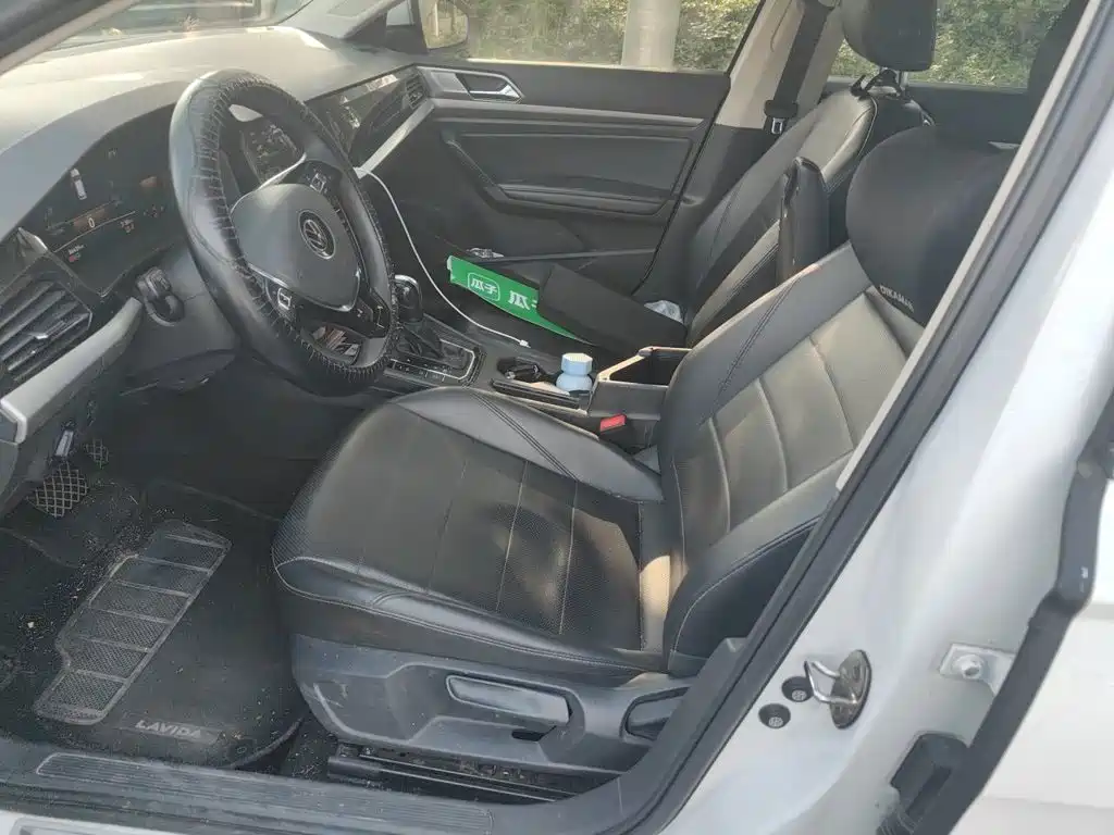 Volkswagen Lavida — миниатюра 8