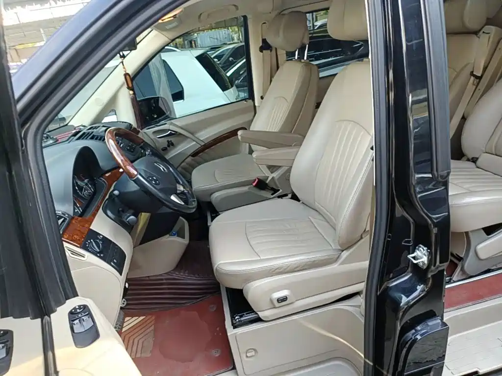 Mercedes-Benz Viano — миниатюра 15