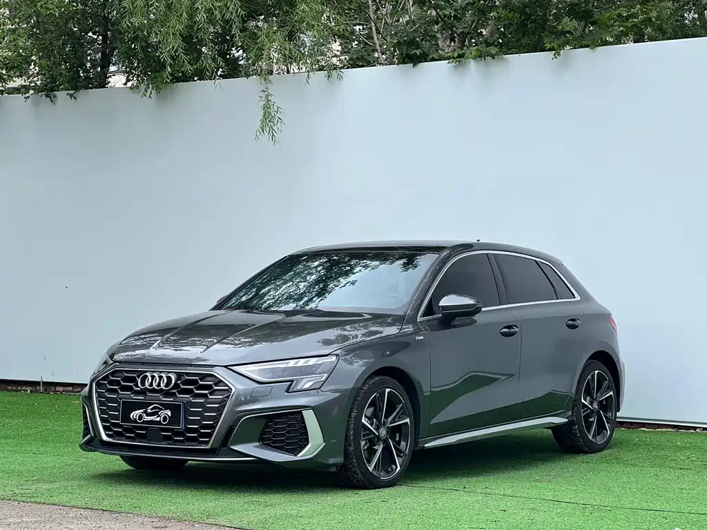 Audi A3 2021 Sportback 35 TFSI Fashion Sport Type
