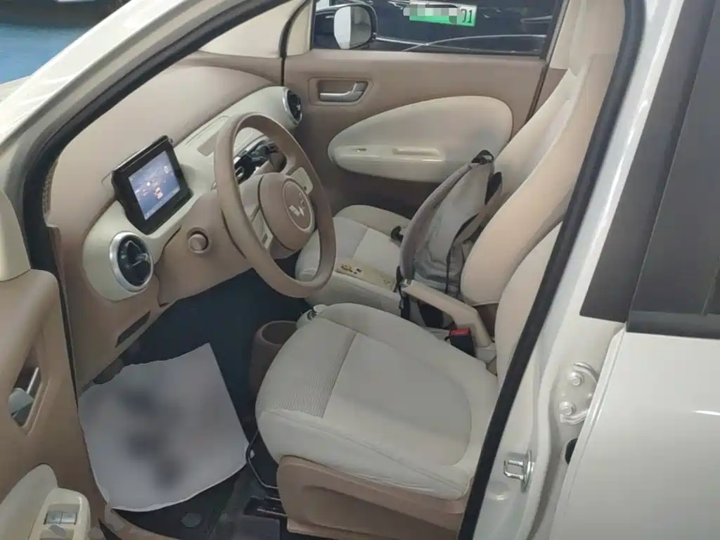 Wuling MINIEV — миниатюра 15