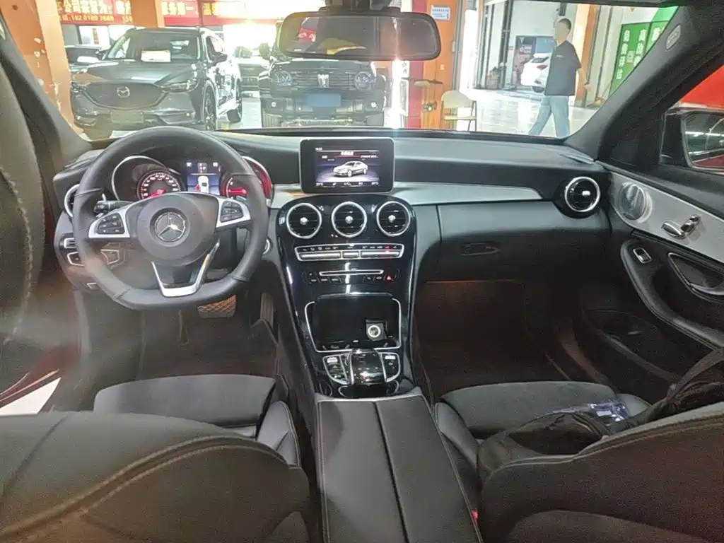 Mercedes-Benz C-Class — миниатюра 10