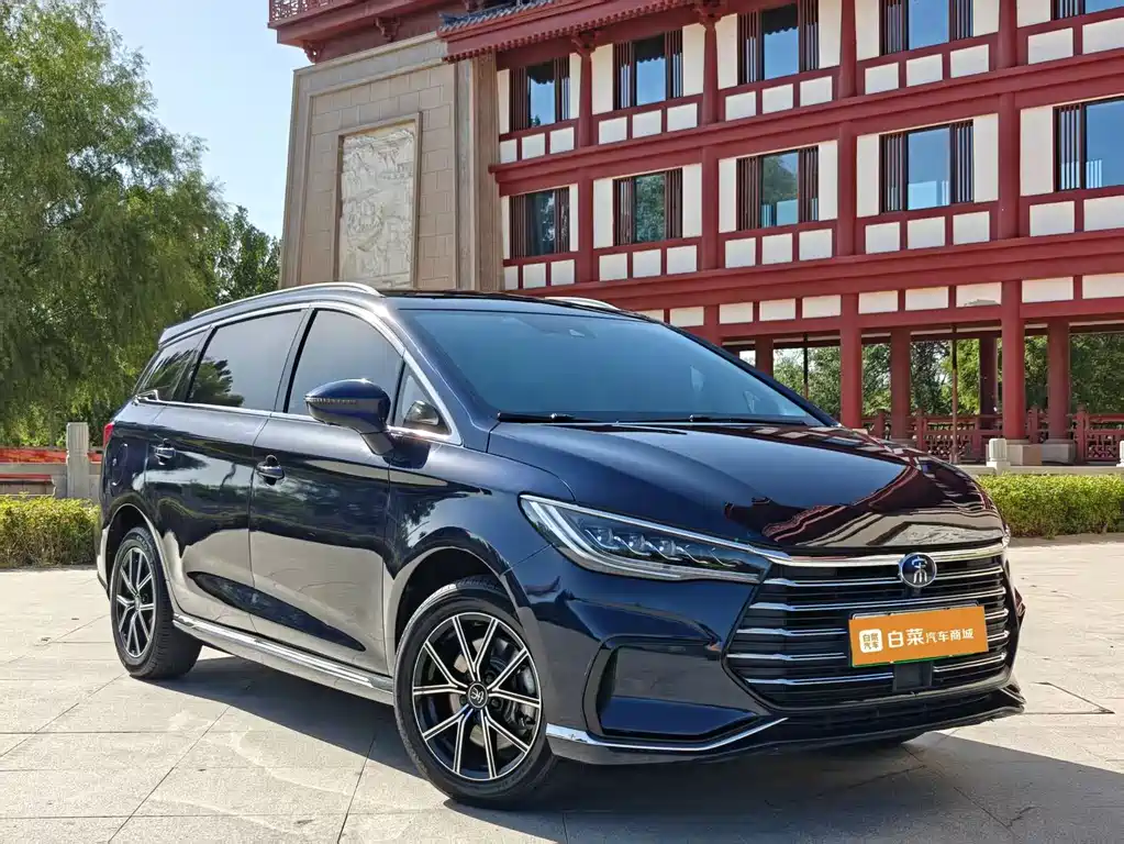 BYD MAX New Energy — миниатюра 3