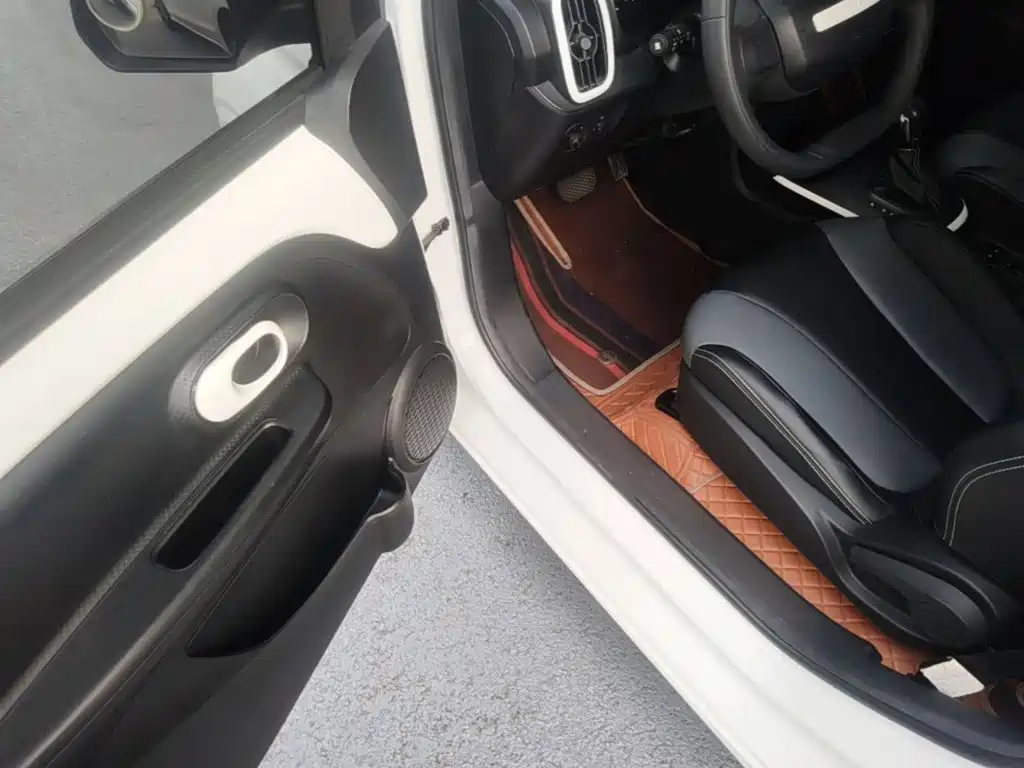 Roewe Clever — миниатюра 16