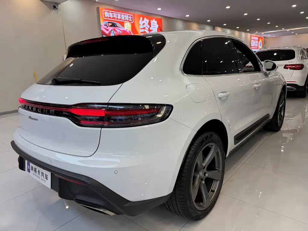 Porsche Macan — миниатюра 6