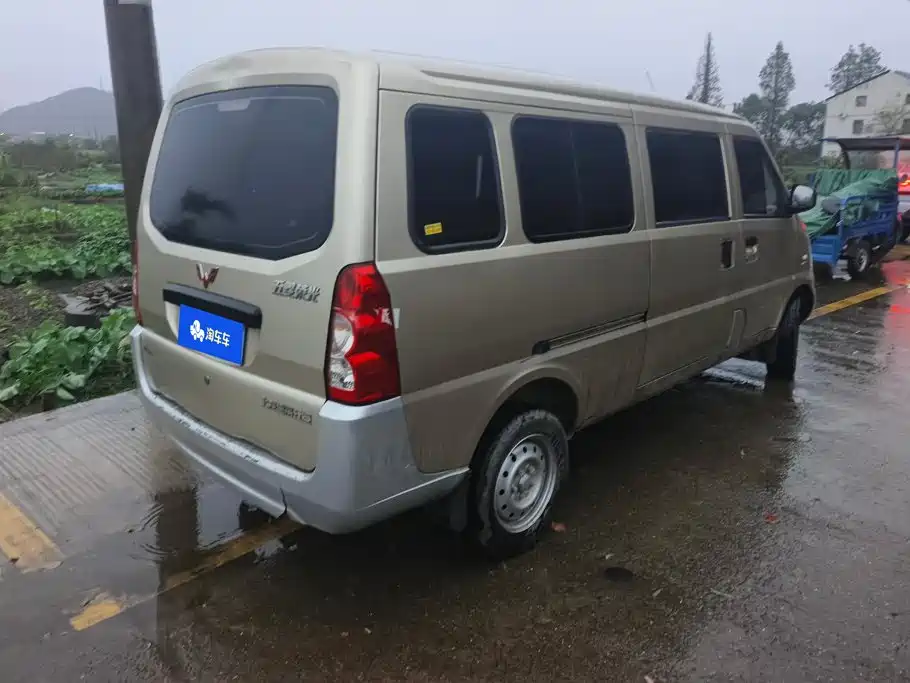 Wuling Rongguang — миниатюра 3