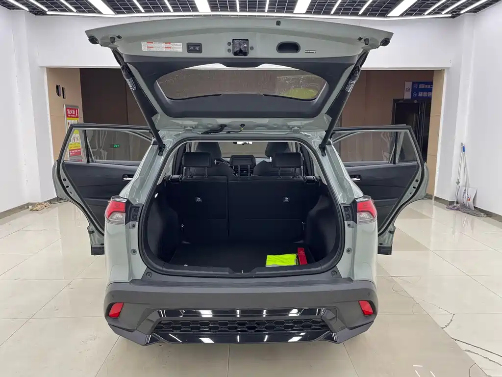 TOYOTA COROLLA SHARP AMPLIFIER