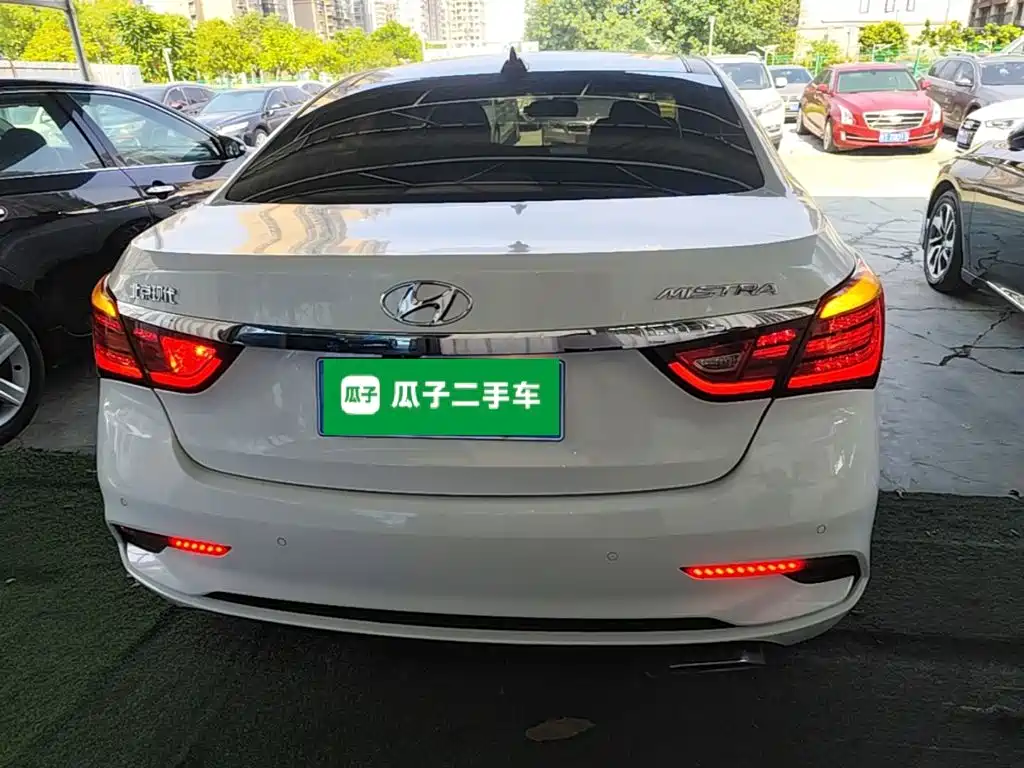 Hyundai Mistra — миниатюра 6