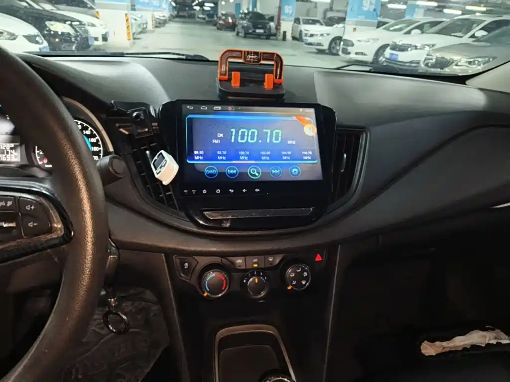 Chevrolet Cavalier — миниатюра 13