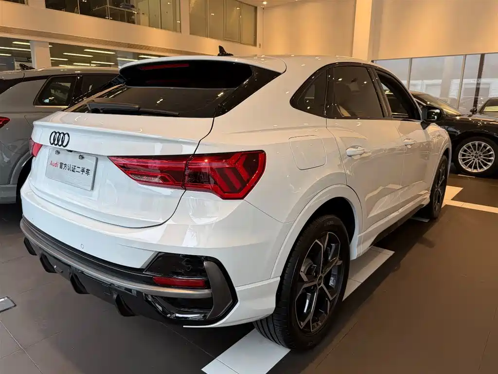 Audi Q3 Sportback 2024 40 TFSI Fashion