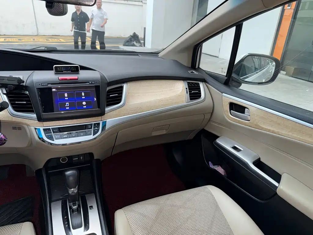 Honda Jade — миниатюра 16
