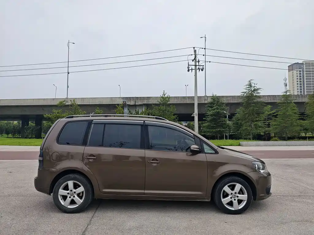 Volkswagen Touran — миниатюра 19