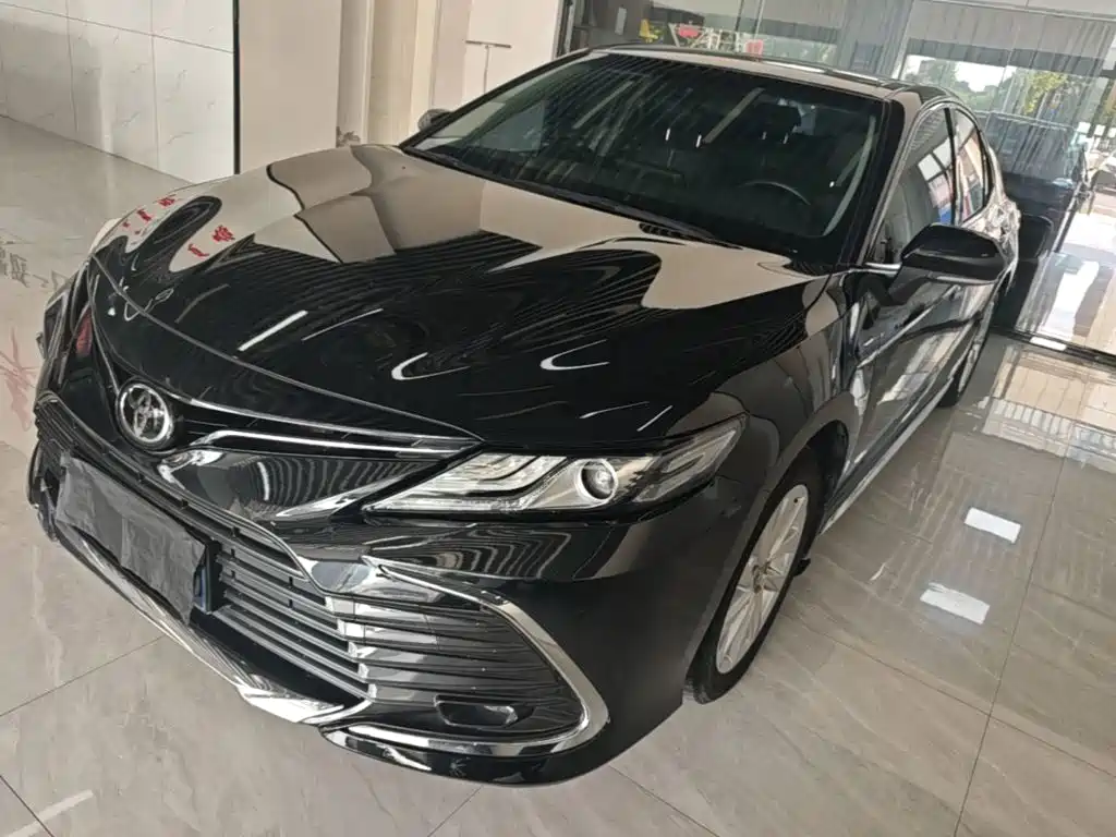 Toyota Camry — миниатюра 2