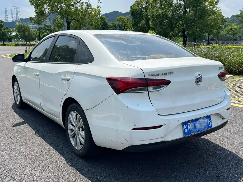 Buick Excelle — миниатюра 4