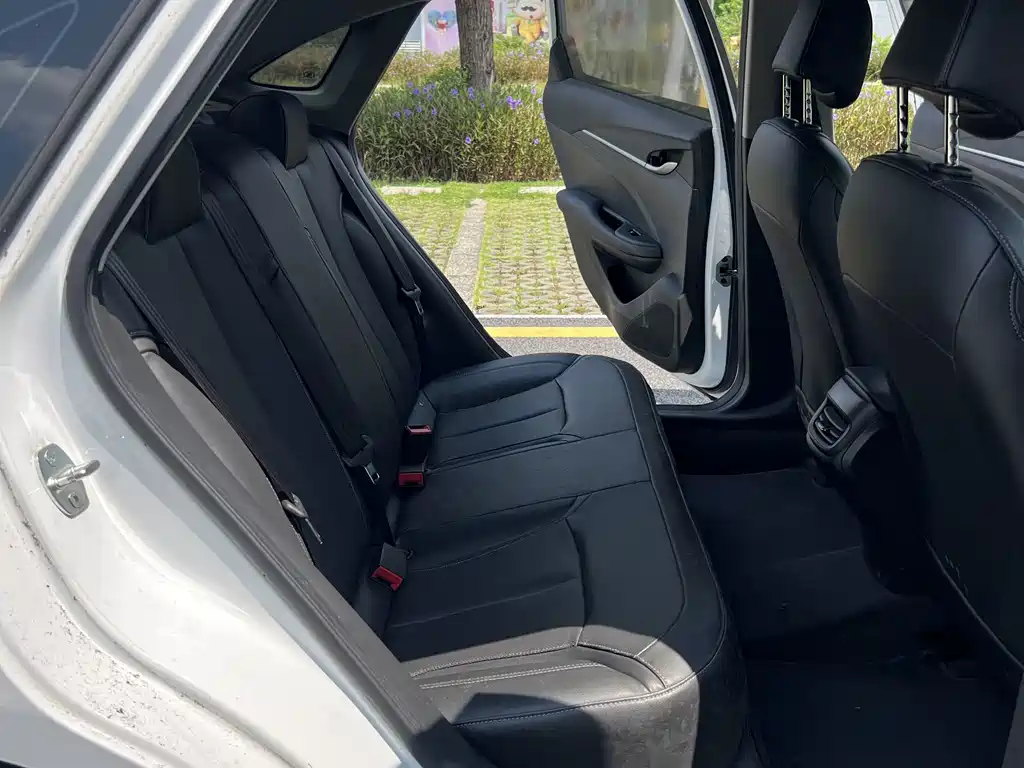 Buick Excelle — миниатюра 11