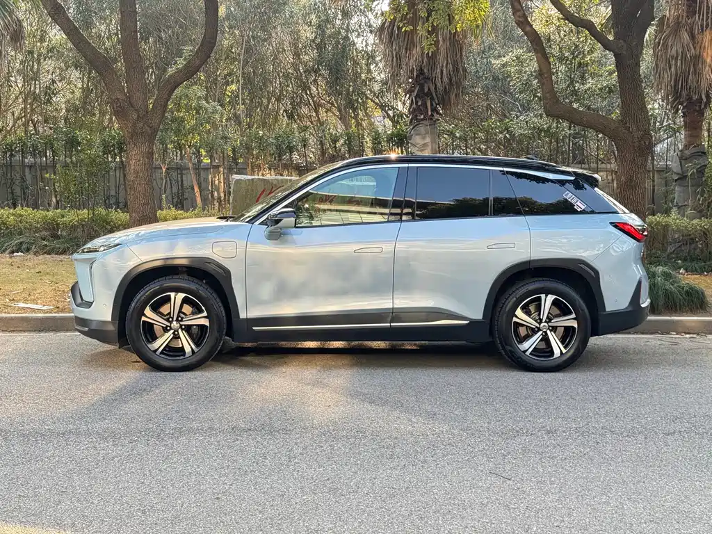NIO NIO ES6