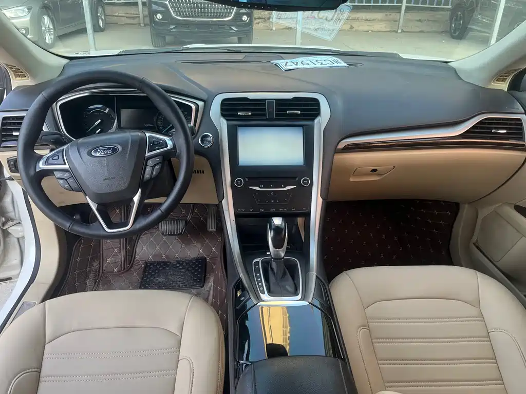 Ford Mondeo — миниатюра 6