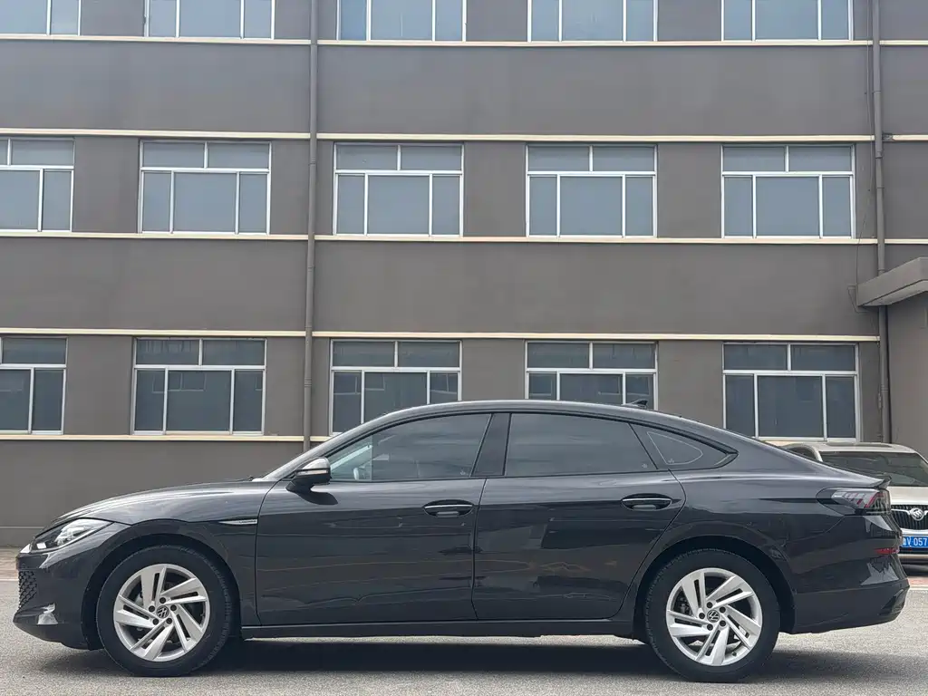Volkswagen Lamando — миниатюра 3