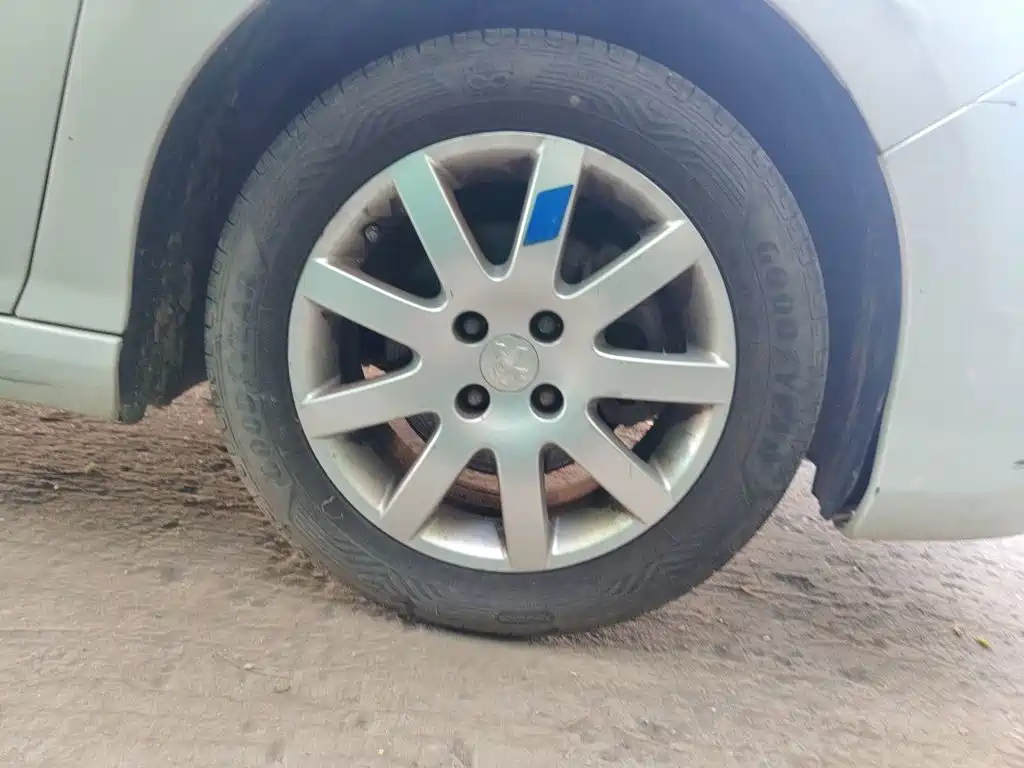 Peugeot 308 — миниатюра 24