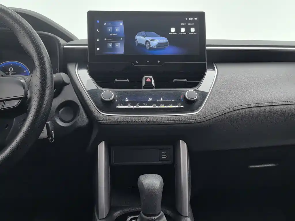 Toyota Frontlander — миниатюра 12